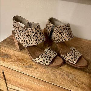 TOMS Majorca City Sandals in leopard print